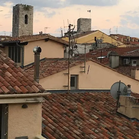 Light Filled Penthouse In Old Antibes. Heart Of The Riviera Apartment *